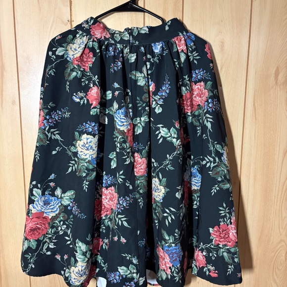 Vixen by Micheline Pitt - Black with pink and blue floral swing skirt - NWT - Picture 4 of 6